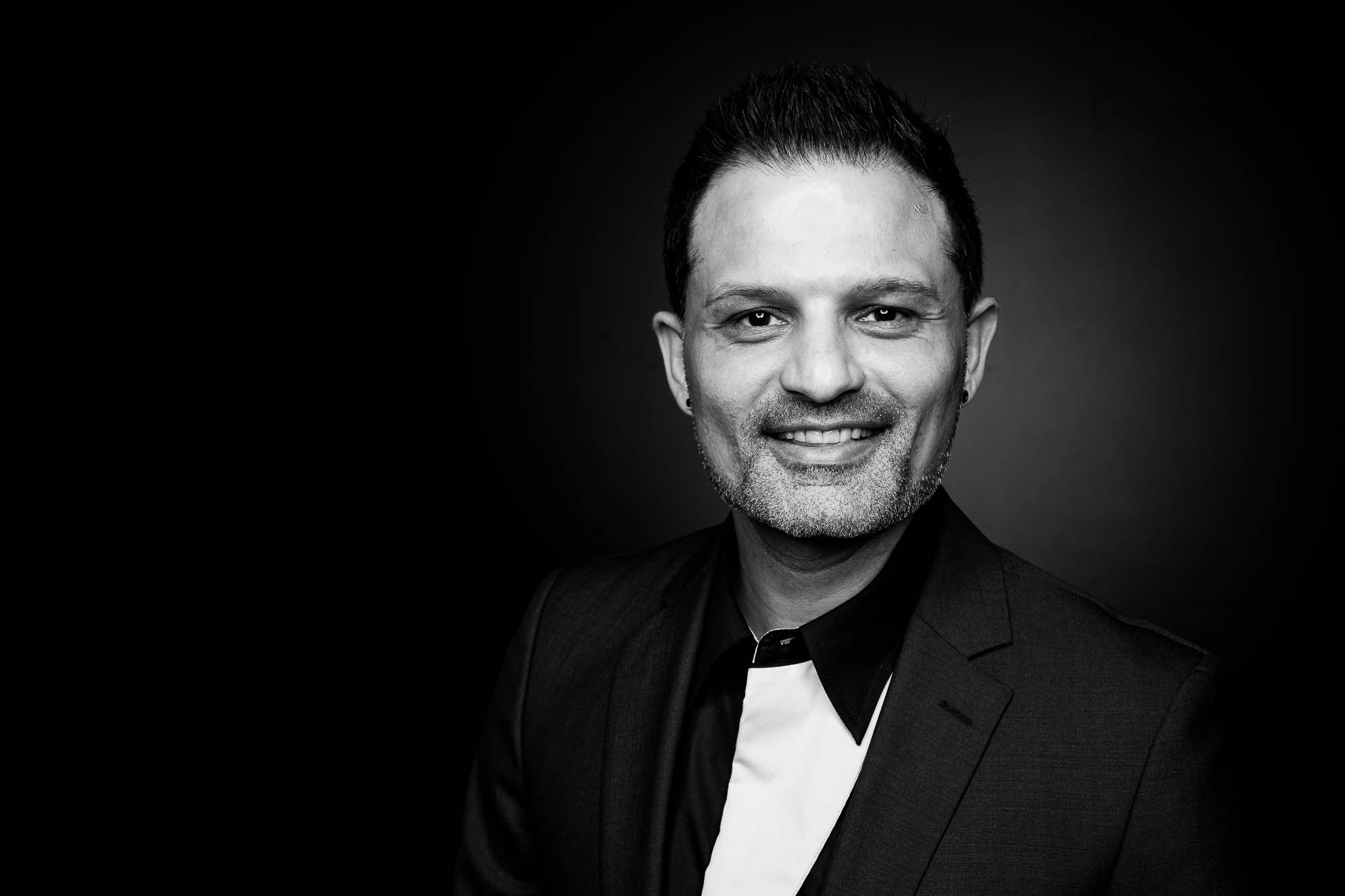 Export x3 Headshot  06137 Dez 01 2019 Headshot  Miro Nicole Nadine